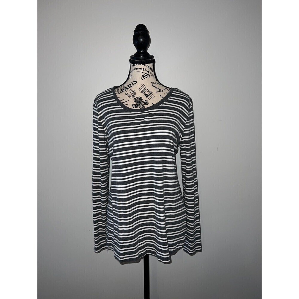 Oh Baby by Motherhood Gray and White Striped Maternity Shirt, L